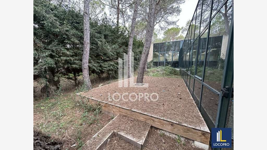 Le cabinet LOCOPRO spécialisé en immobilier d