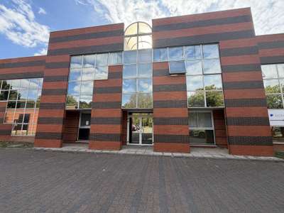 Bureau de 320m² à vendre parc d'activités Trappes