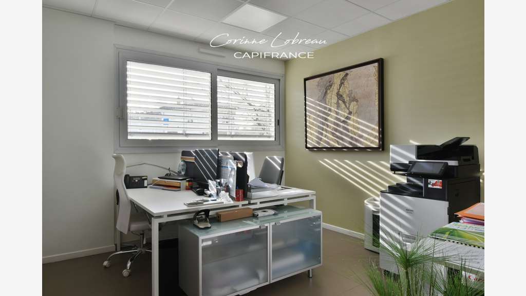 Bureaux 123m² en parfait état à vendre à Mâcon