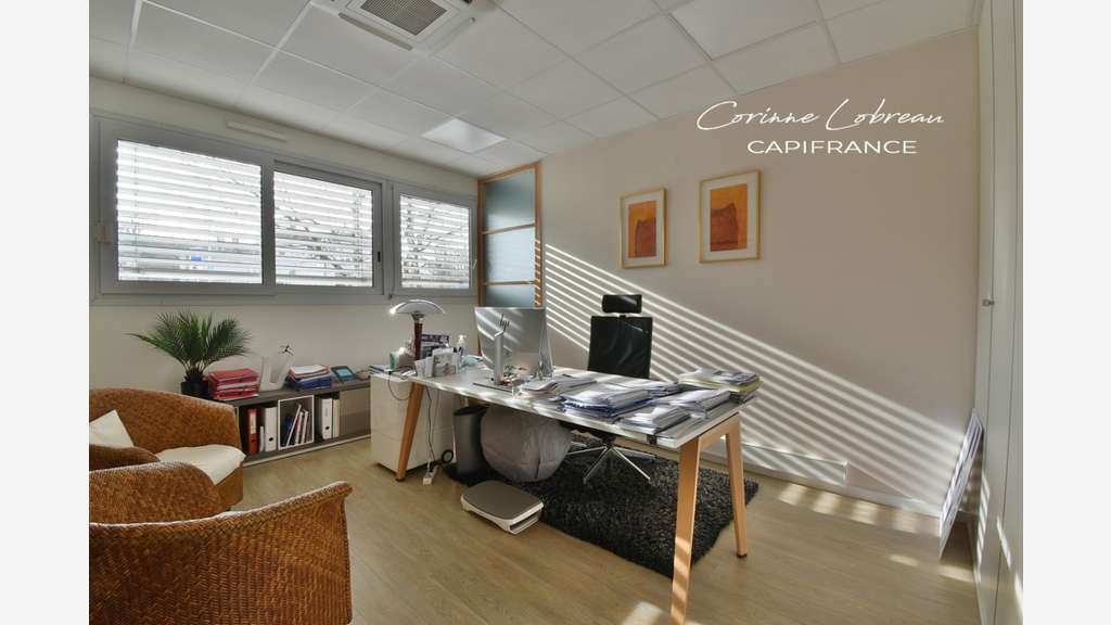 Bureaux 123m² en parfait état à vendre à Mâcon