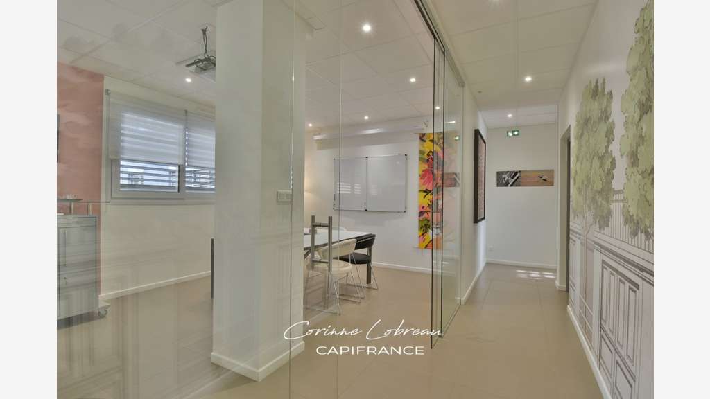Bureaux 123m² en parfait état à vendre à Mâcon