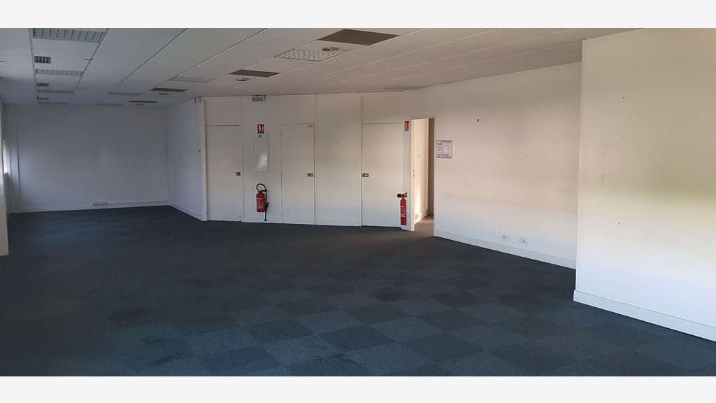 Bureaux de 284m² à vendre prox zc de Bordeaux