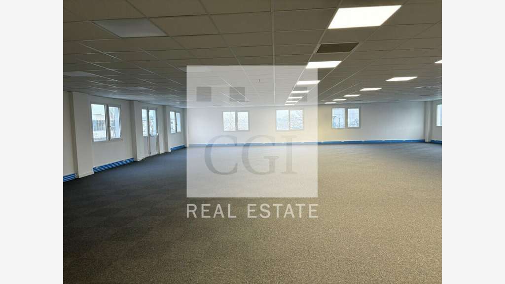 Bureaux 1477m² à vendre à Bron Parc du Chêne