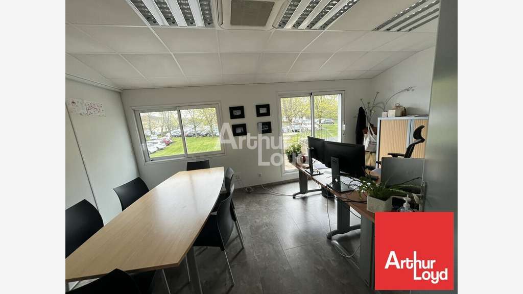 Vente local professionnel 240m² à Saint-Benoît