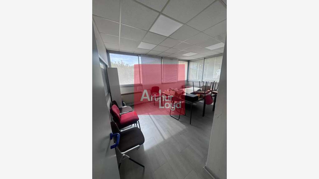 Bureaux 198m² à vendre secteur tertiaire à Agen