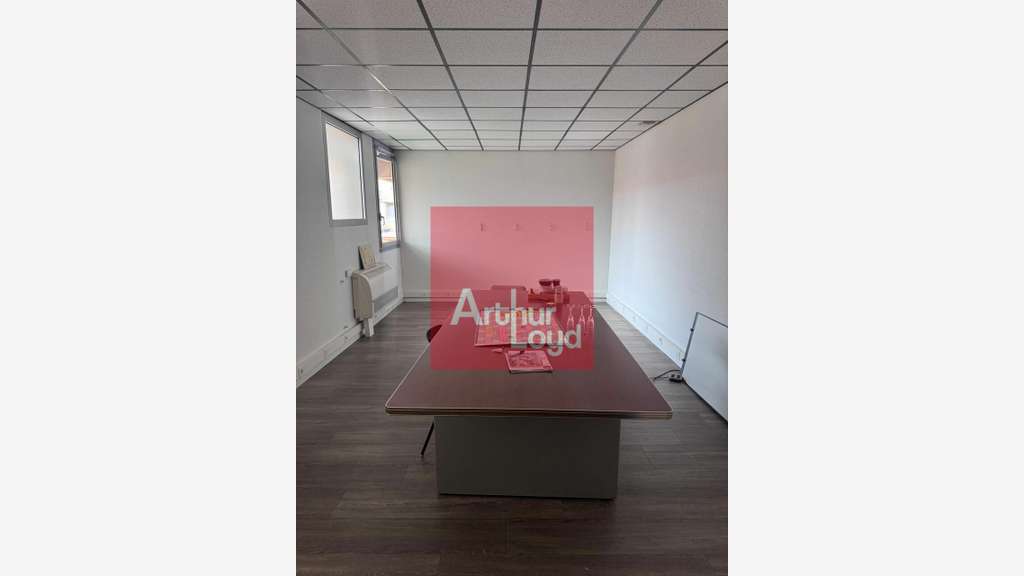 Bureaux 198m² à vendre secteur tertiaire à Agen
