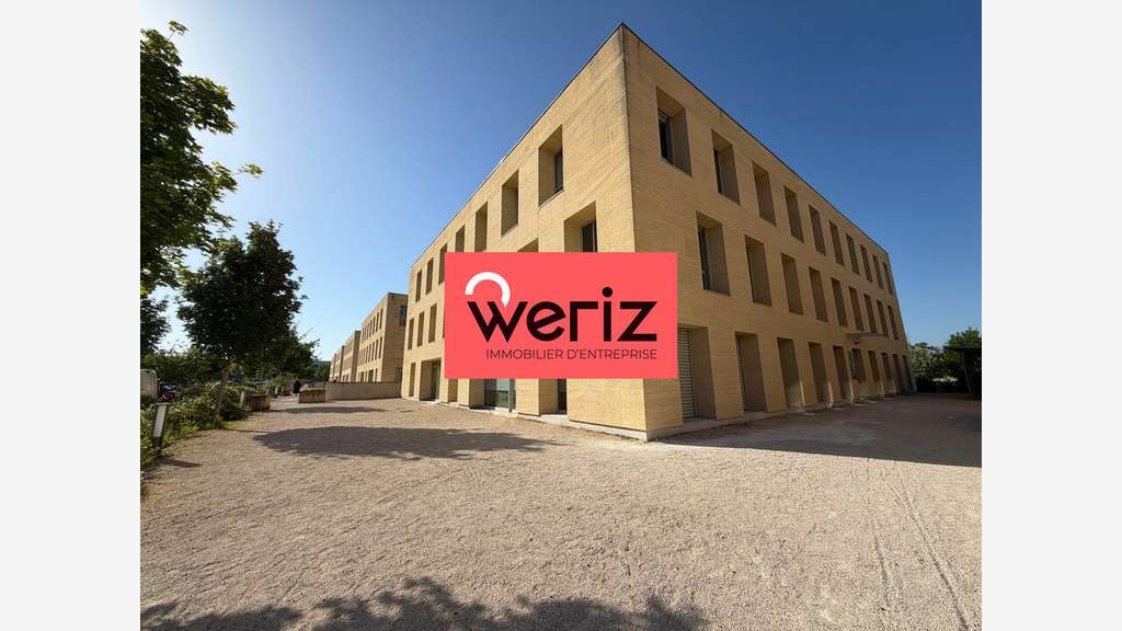 BUREAUX à vendre dans le 13