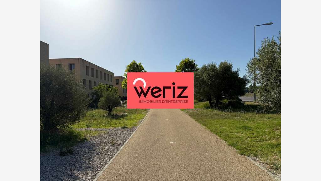 BUREAUX à vendre dans le 13