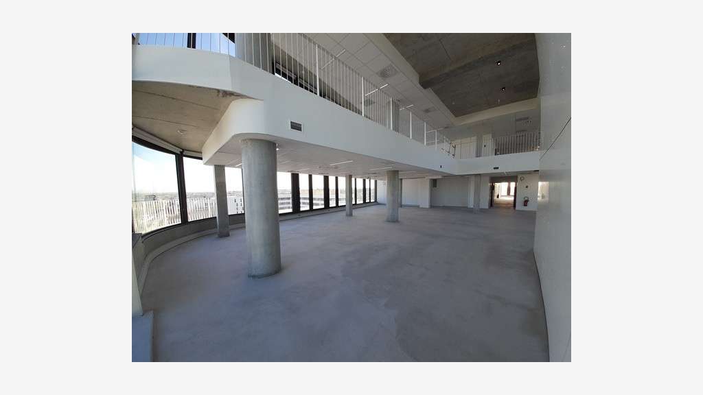 Bureaux neufs 10003m² à vendre Angers Saint-Serge
