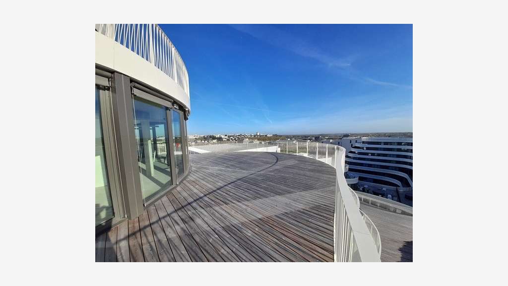 Bureaux neufs 10003m² à vendre Angers Saint-Serge