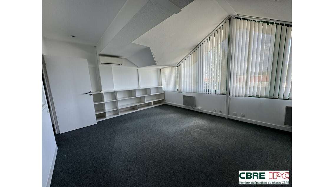Vente bureaux 108m² R+2  à Anglet Jorlis