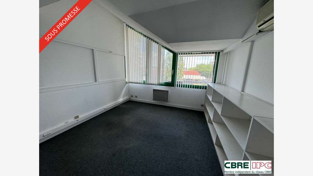 Vente bureaux 108m² R+2 à Anglet Jorlis