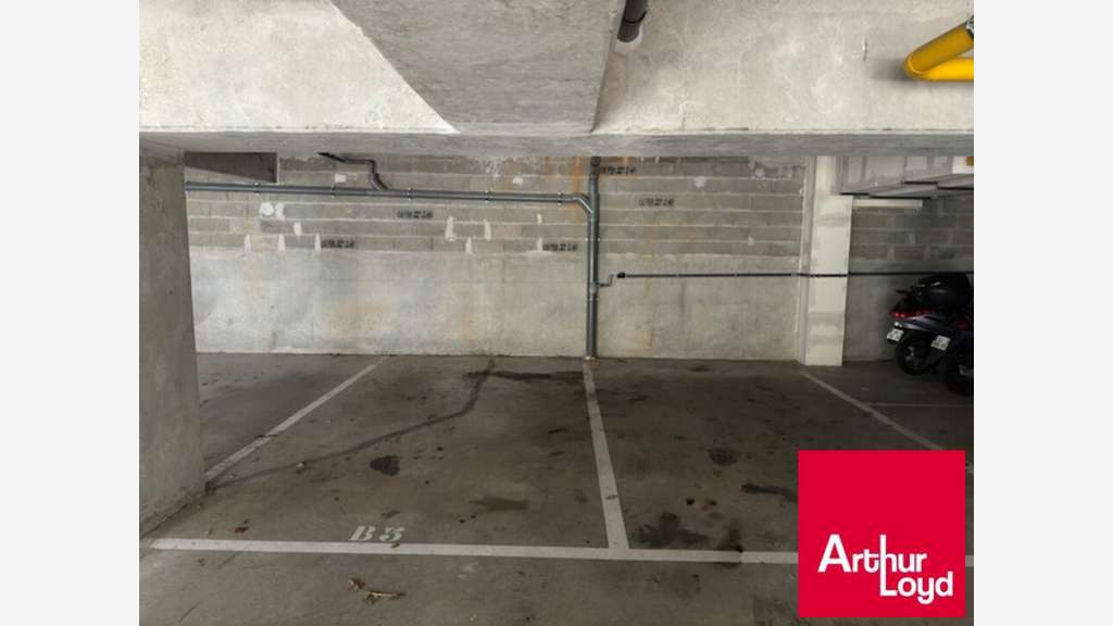 Local professionnel de 134m² à vendre à Anglet