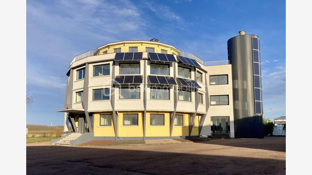 Vente local professionnel 1017m² à Arcis-sur-Aube