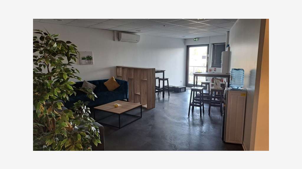 Vente locaux pro de 347m² à Artigues-près-Bordeaux