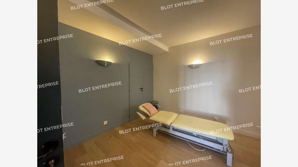 A vendre bureaux 143m² à Basse-Goulaine