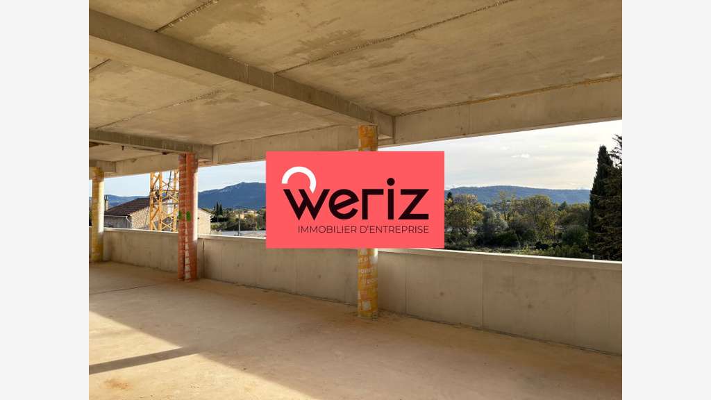 A louer bureaux neufs 401m² sécurisés à Aubagne