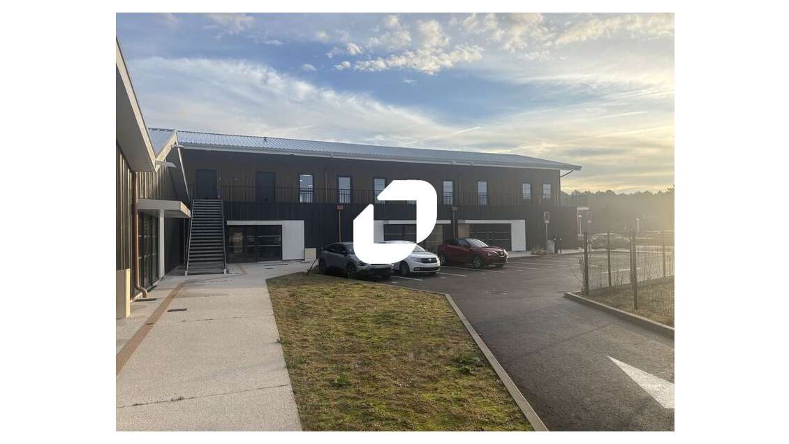Vente Bureaux 84m² Audenge