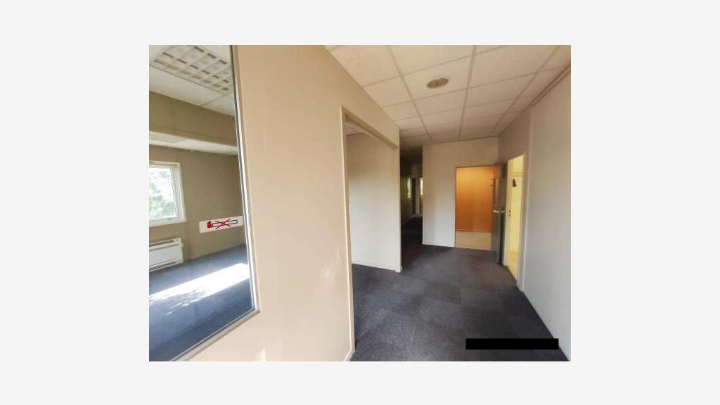Vente bureau de 304m² à Avignon Courtine