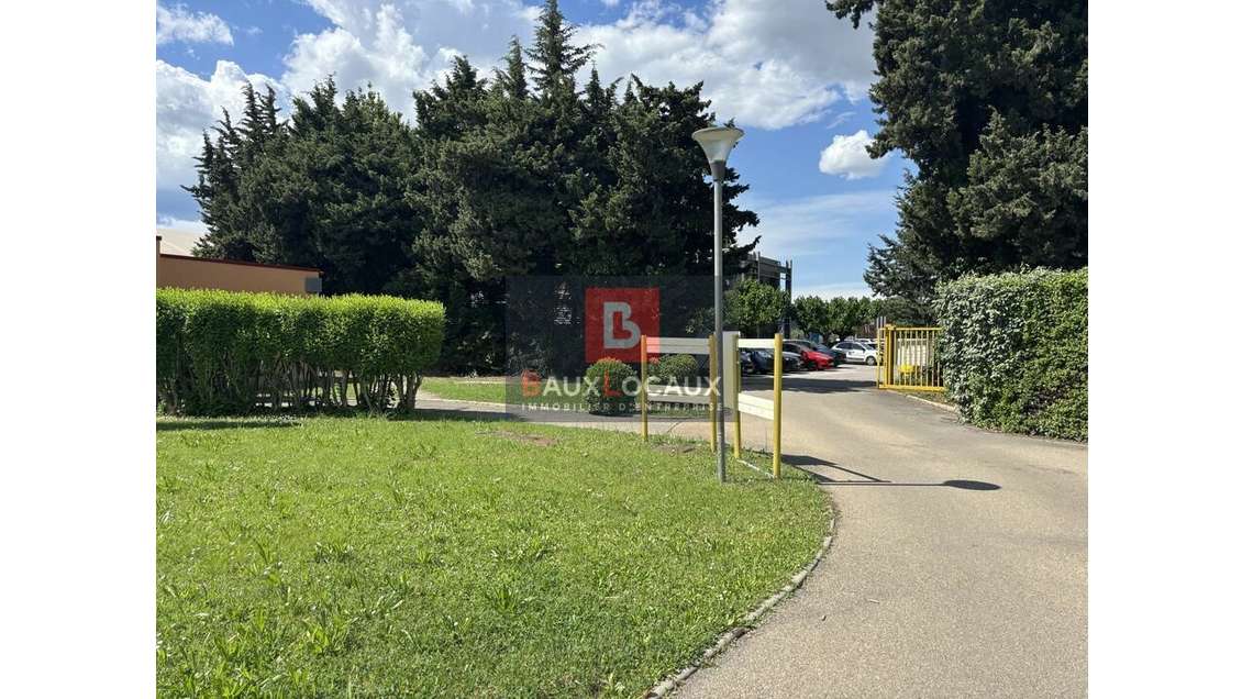 Bureaux 181m² à vendre en périphérie d'Avignon