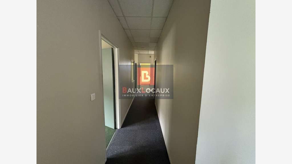 Bureaux 181m² à vendre en périphérie d'Avignon