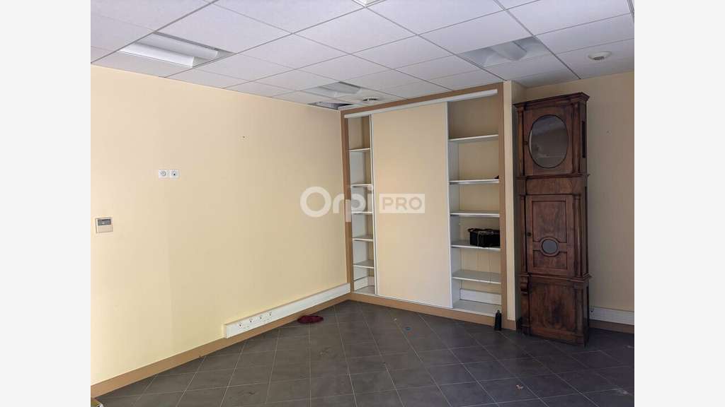 Entrepôt 726m² à vendre Avignon