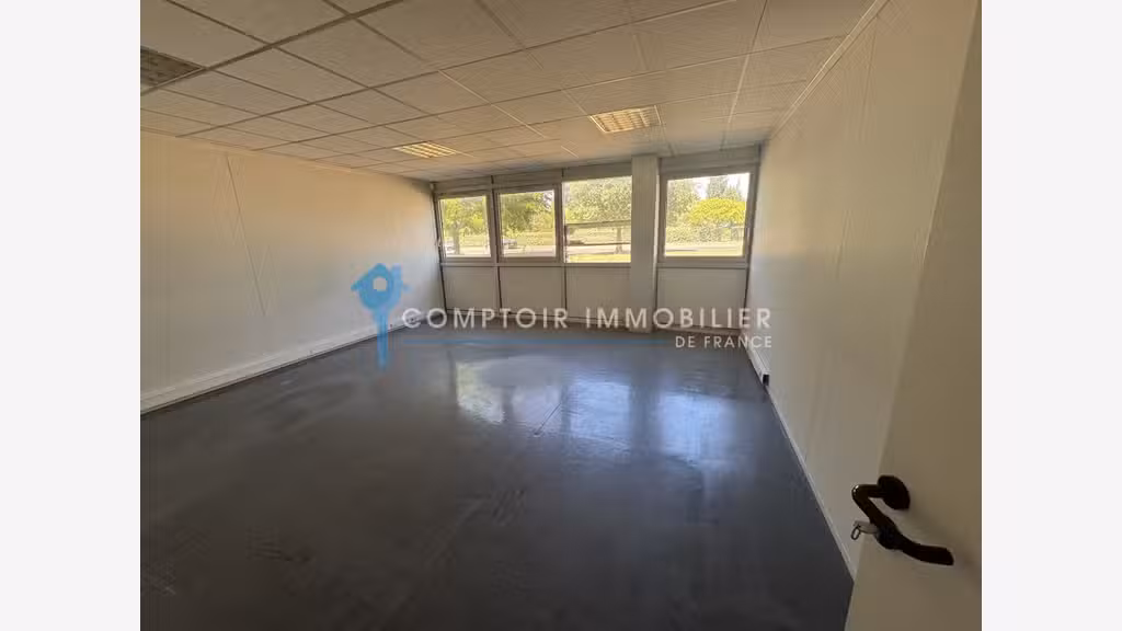 A vendre bureaux 524m² Avignon ZAC de la Cristole 