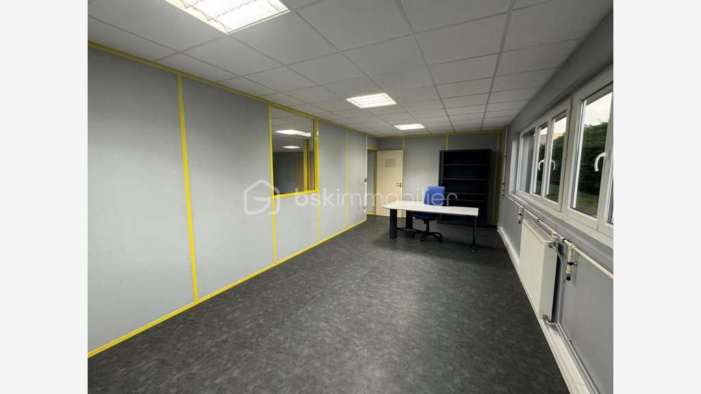 Vente bâtiment bureaux de 730m² coeur Val d'Europe
