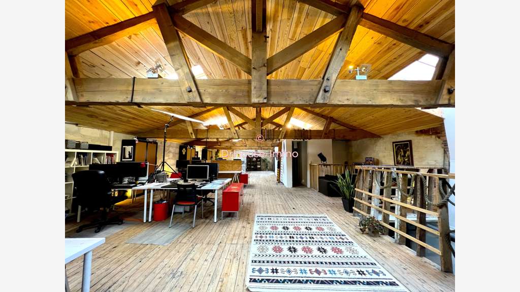Vente bâtiment hangar immeuble de 380m² à Bègles