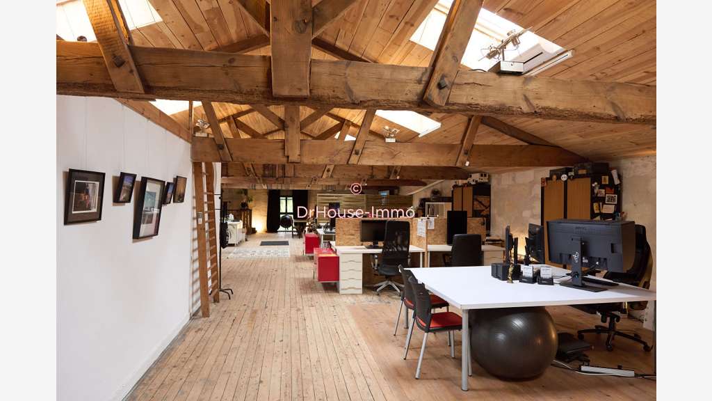 Vente bâtiment hangar immeuble de 380m² à Bègles