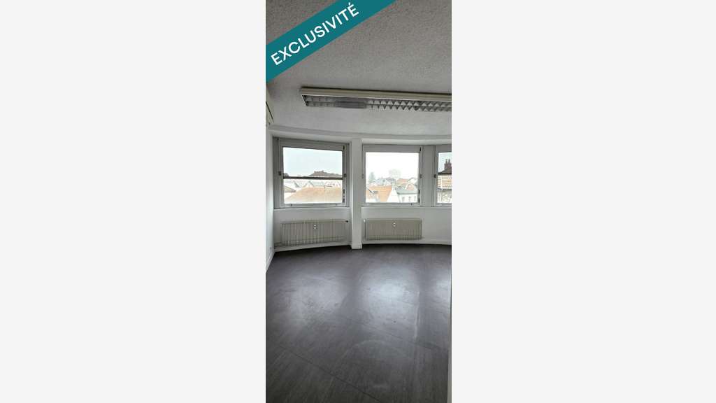 Bureaux libres 78m² à vendre à Besançon Chaprais