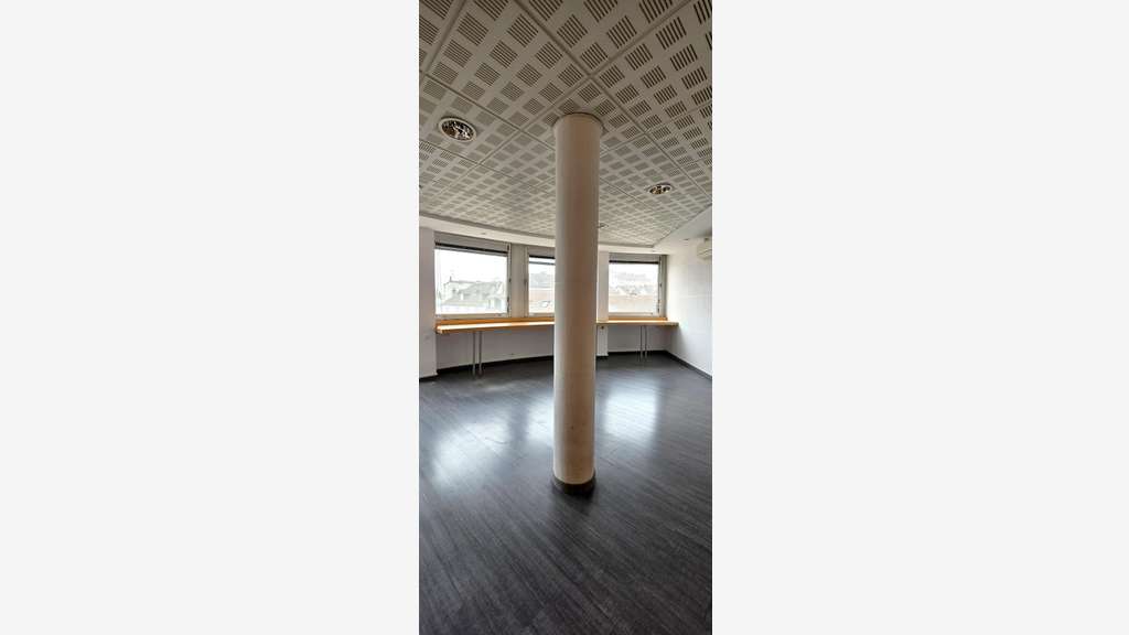 Bureaux libres 78m² à vendre à Besançon Chaprais