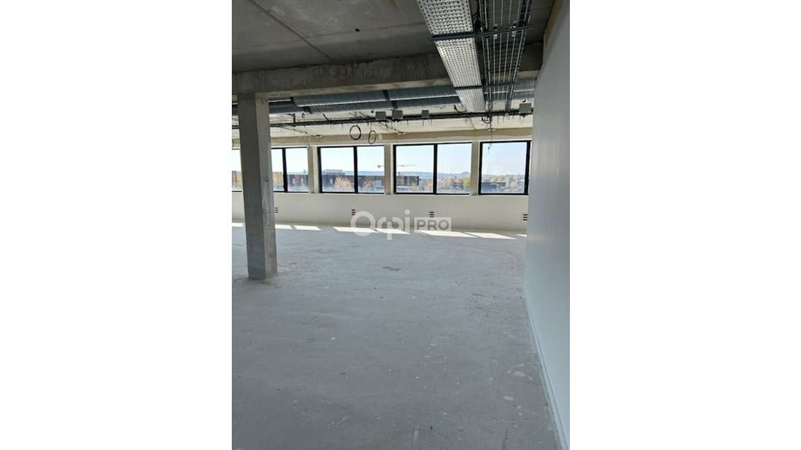 Bureau 450m² R+2 à vendre proche Gare à Bezannes