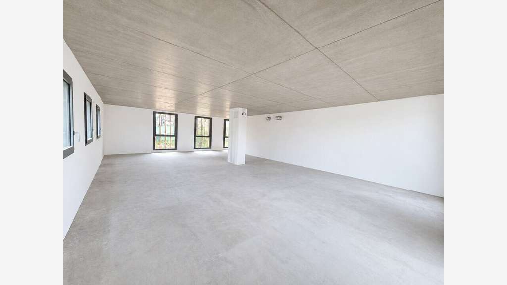 Bureaux neufs de 48 à 120 m² à vendre à Biarritz