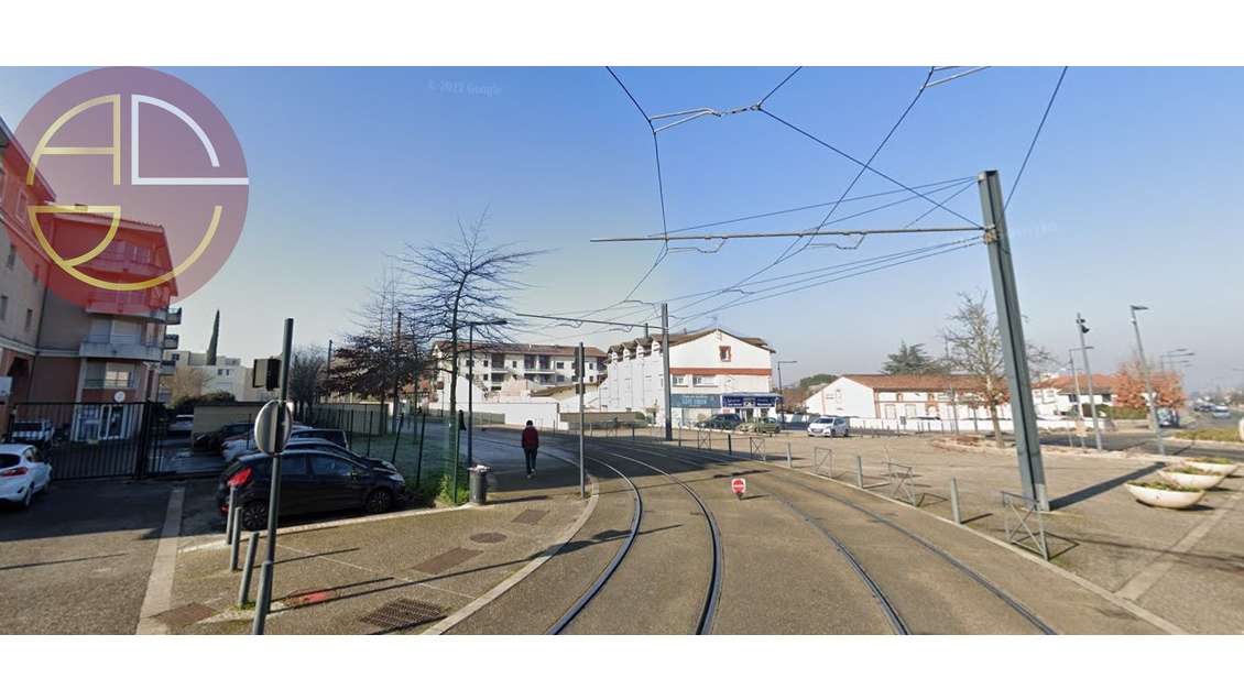 vente bureaux 99m² brut de béton à Blagnac