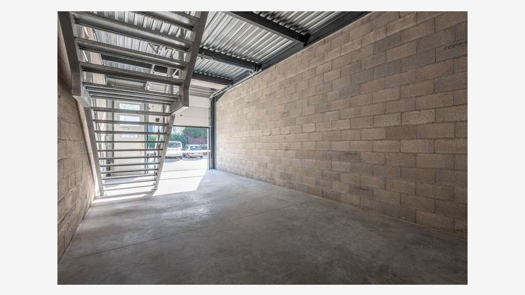 Vente cellules d'activités 115m² à Bonneville 74