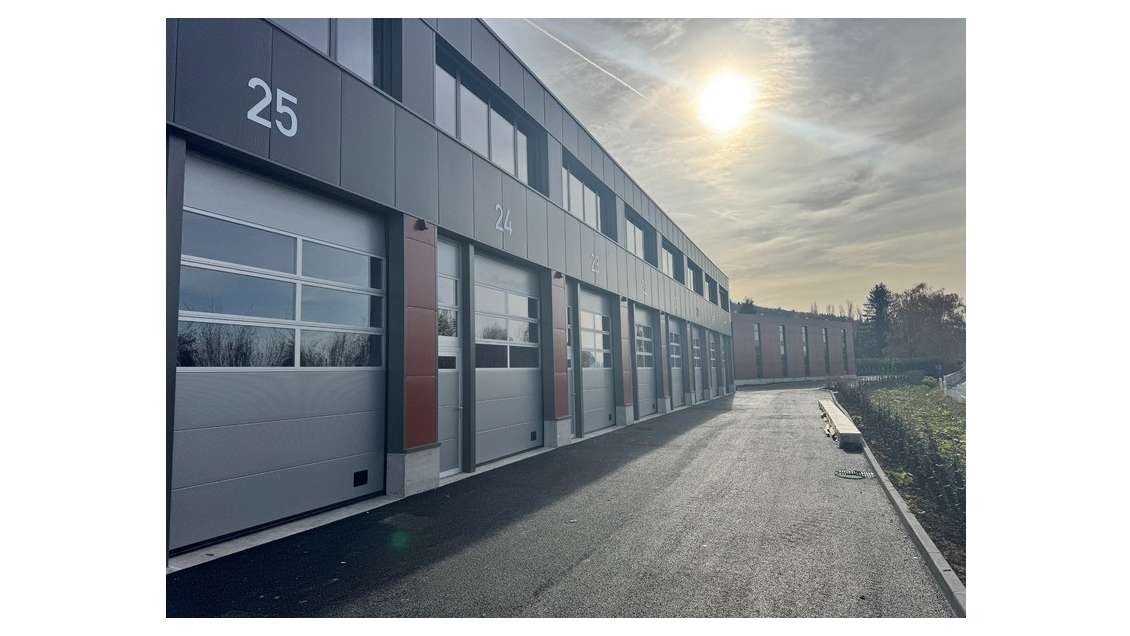à vendre Artisans : Votre nouvel atelier de 115