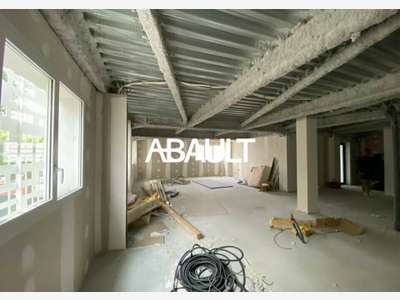Bureaux 111m² à vendre à Bordeaux Chartrons