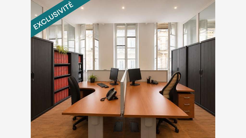 Hôtel particulier de prestige proche Triangle d’Or
