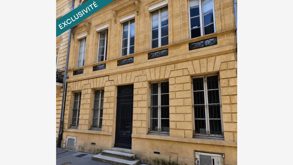 Hôtel particulier de prestige proche Triangle d’Or