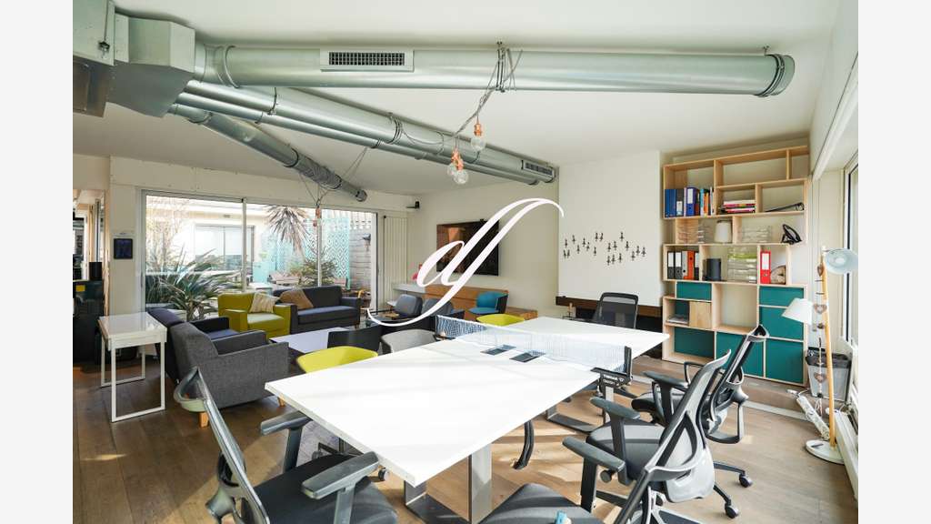 Local professionnel de 149m² à vendre à Boulogne