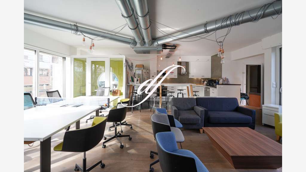 Local professionnel de 149m² à vendre à Boulogne