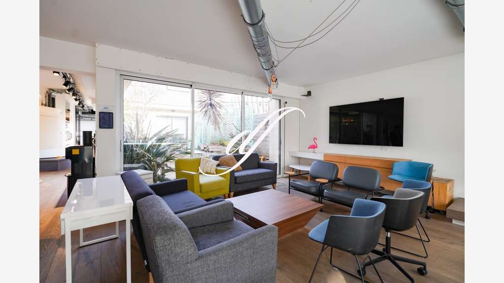 Local professionnel de 149m² à vendre à Boulogne