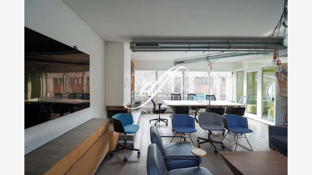 Local professionnel de 149m² à vendre à Boulogne