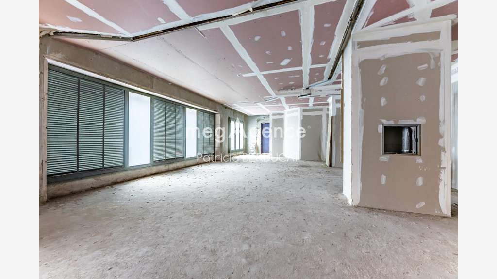 Murs 159m² à vendre à Boulogne-Billancourt