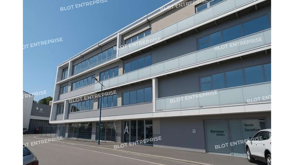 À VENDRE / À LOUER - BUREAUX - 90 m² - BREST