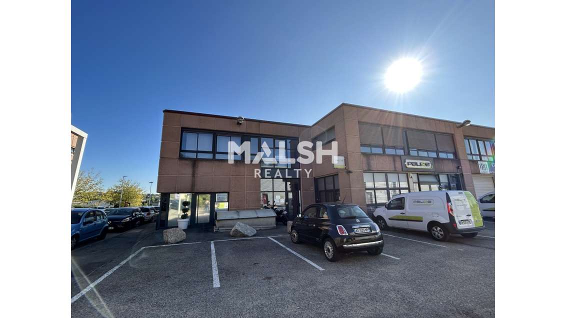 Bureaux à vendre 186m² avec terrasse Brignais A450