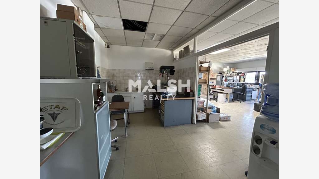 Local mixte bureaux et atelier à vendre à Brignais