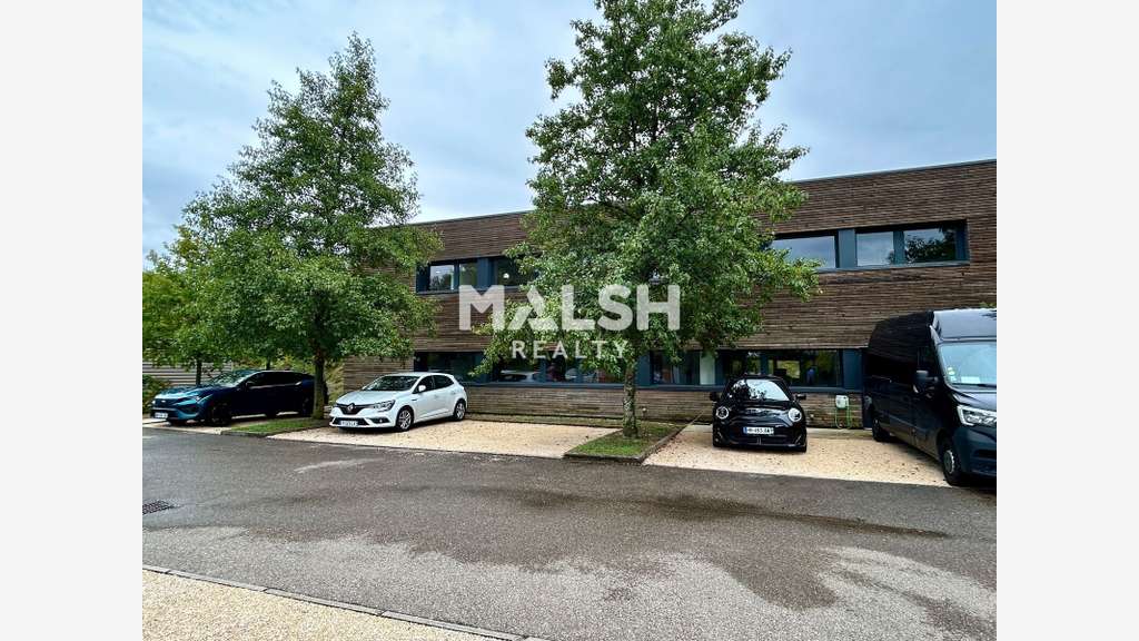 Bureaux à vendre ou à louer 696m² à Brignais