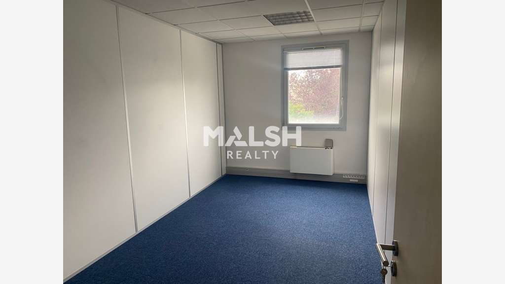 Bureaux divisibles de 426m² à vendre à Bron